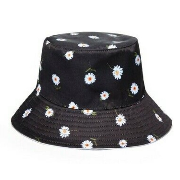 Alice + Olivia reversible bucket hat - Picture 5 of 8